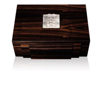 Masque de femme jewellery box in numbered edition, natural ebony with clear crystal, medium size natural ebony - Lalique